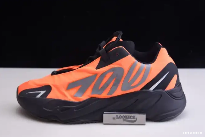 Orange FV3258 MNVN Boost 700 Yeezy Adidas 0513